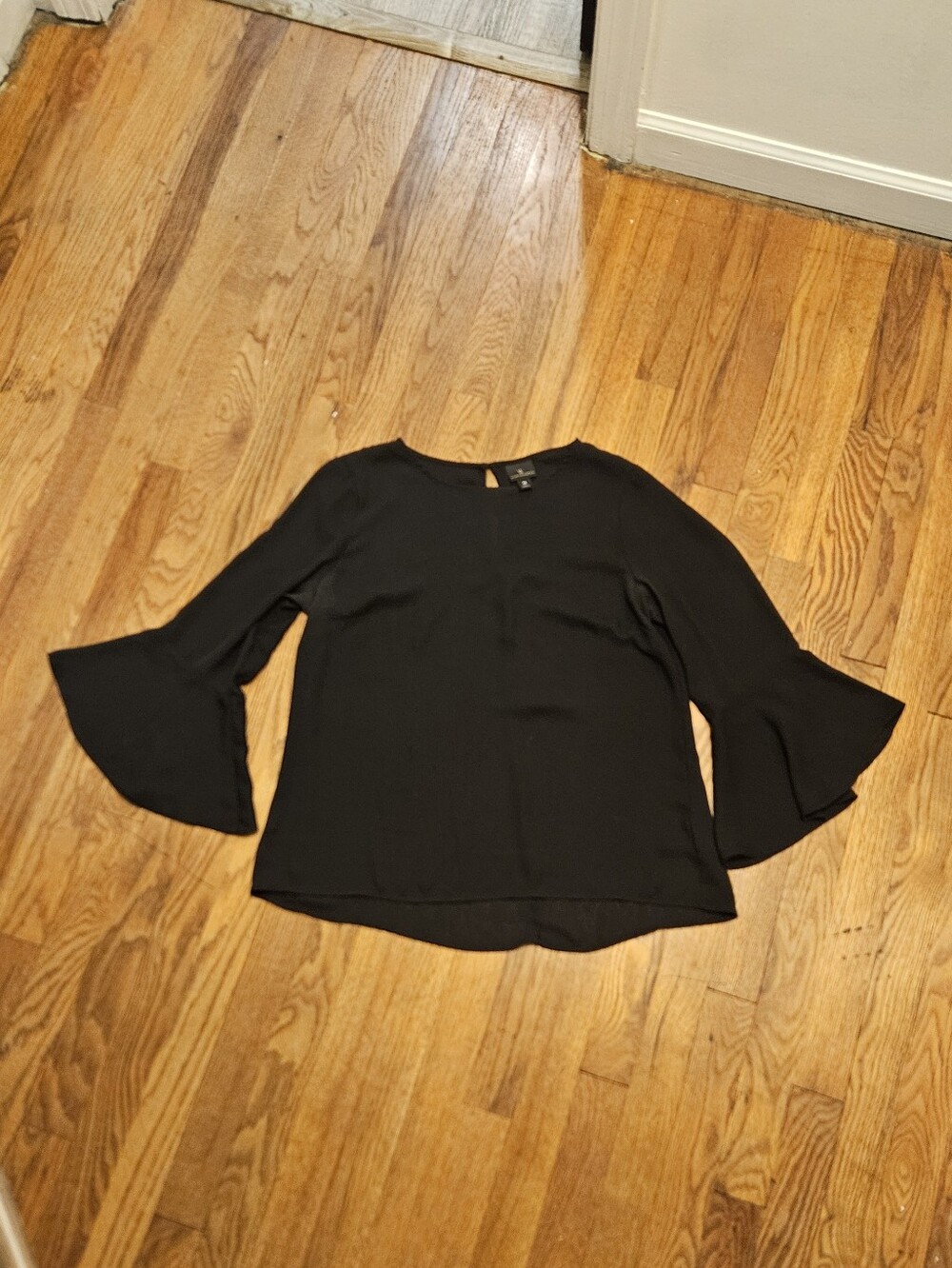 Worthington Womens Black Bell Sleeve Blouse
